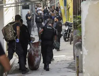Confronto entre bandidos e policiais no Rio causa pelo menos 11 mortes
