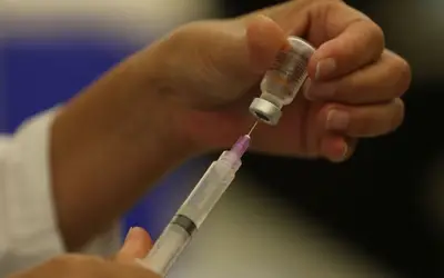 Rio vai paralisar imunização de crianças de 3 e 4 anos contra covid-19